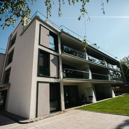 Villa Bauhaus Wellness Apartman 102 Siófok Exteriör bild