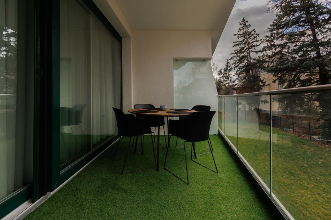Villa Bauhaus Wellness Apartman 102 Siófok Exteriör bild