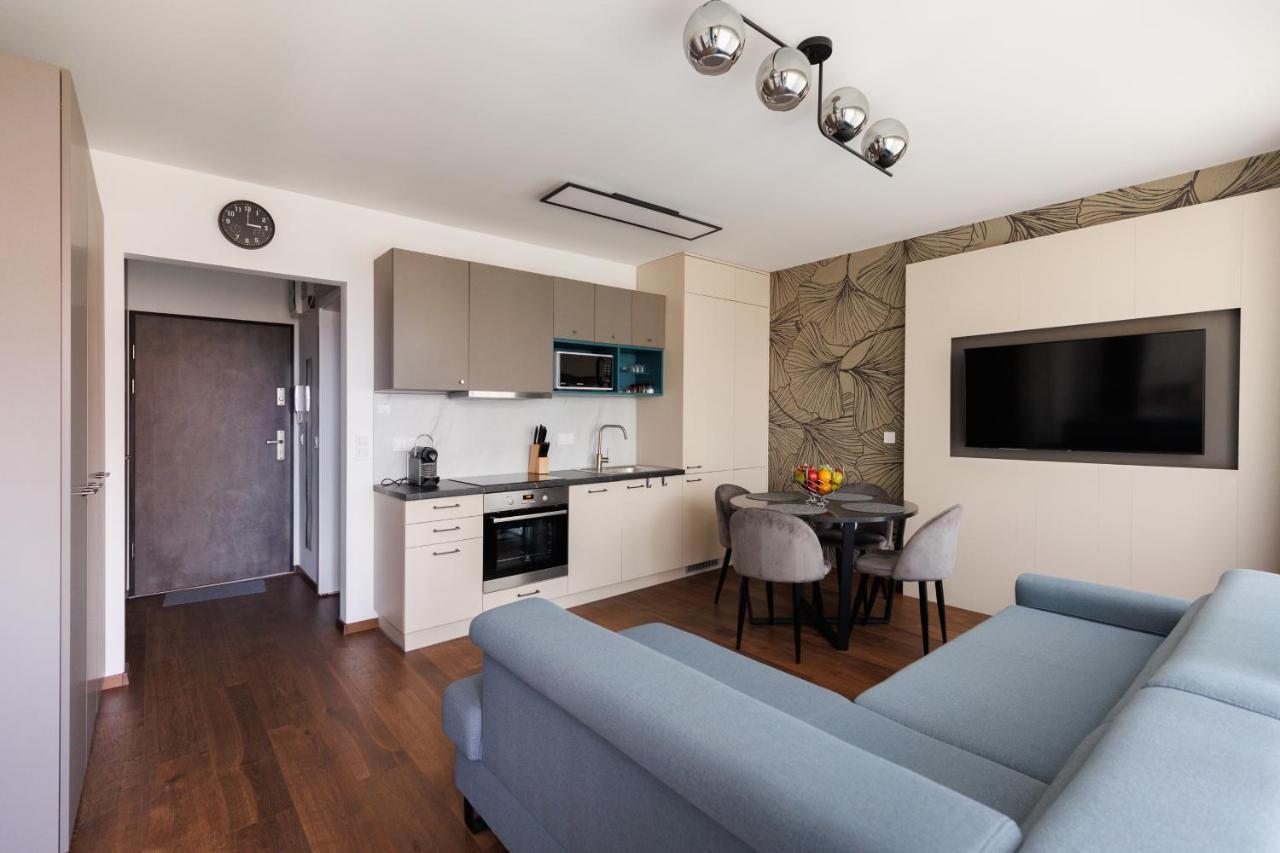 Villa Bauhaus Wellness Apartman 102 Siófok Exteriör bild